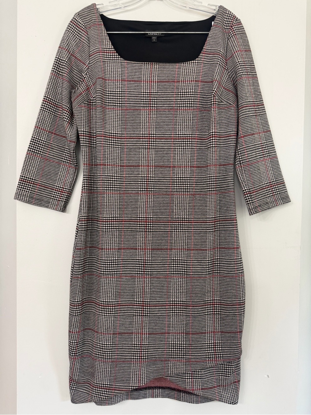 Express Women’s Small 3/4 sleeve black white red houndstooth shift midi dress